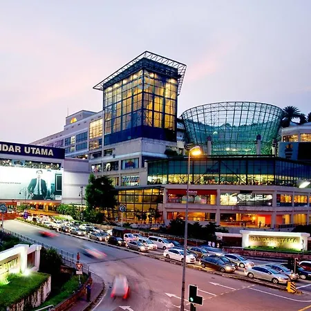 New Dsara Cinema Netflix Next Kota Damansara Apartment Sungai Buloh Exterior photo
