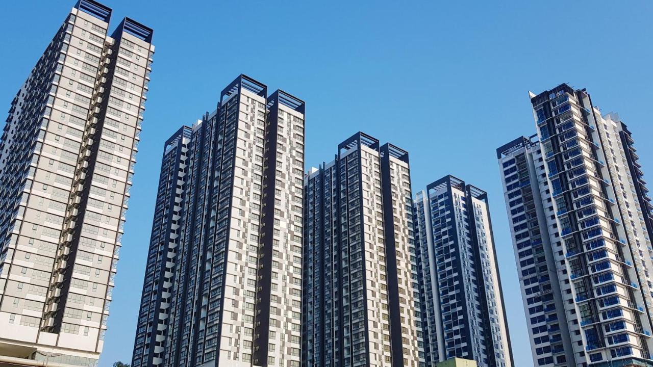 Apartment New Dsara Cinema Netflix Next Kota Damansara